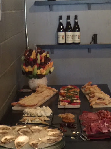 Gift Shop «Edible Arrangements», reviews and photos, 5 Regent Park Blvd Unit 101, Asheville, NC 28806, USA