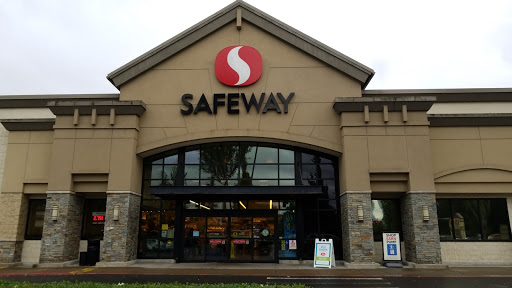 Grocery Store «Safeway», reviews and photos, 4320 SE King Rd, Milwaukie, OR 97222, USA
