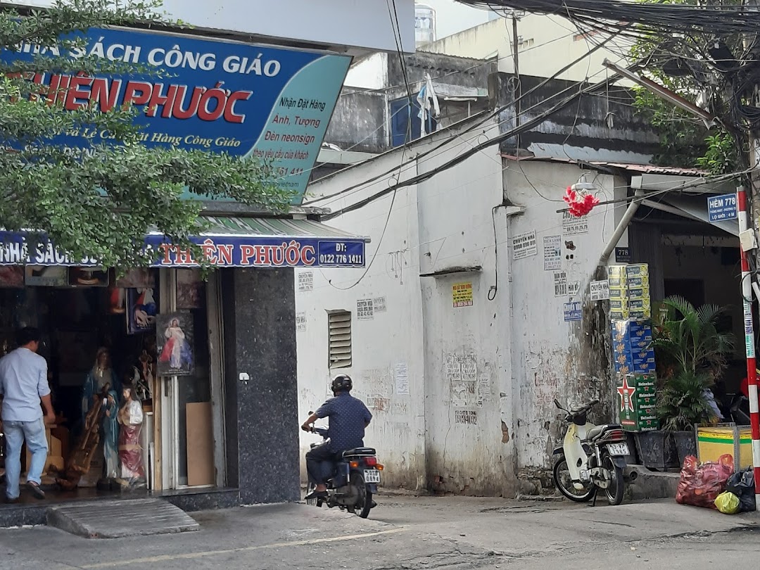 Tiệm Xông Hơi Xoa Bóp Tiên & Giang