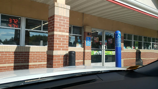Convenience Store «Kwik Trip #397», reviews and photos, 15065 Dodd Blvd, Apple Valley, MN 55124, USA