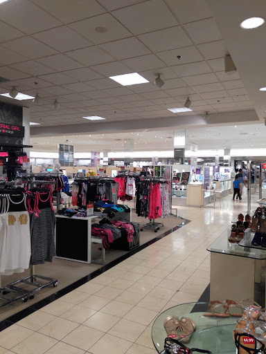 Shopping Mall «Paradise Valley Mall», reviews and photos, 4568 E Cactus Rd, Phoenix, AZ 85032, USA
