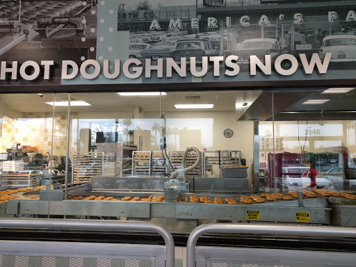 Bakery «Krispy Kreme Doughnuts», reviews and photos, 2146 Leghorn St, Mountain View, CA 94043, USA