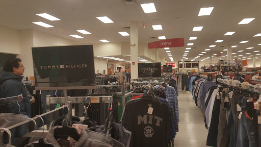 Shopping Mall «Fresh Pond Mall», reviews and photos, 545 Concord Ave #21, Cambridge, MA 02138, USA