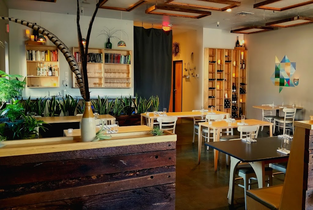 Party Market & Wine 97401