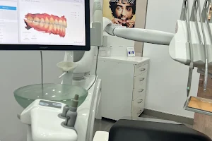 MBT Dental image