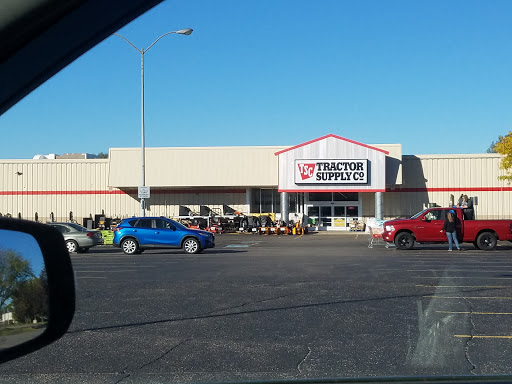 Home Improvement Store «Tractor Supply Co.», reviews and photos, 69080 M-66, Sturgis, MI 49091, USA