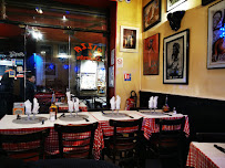 Atmosphère du Restaurant italien Four Saisons à Paris - n°20