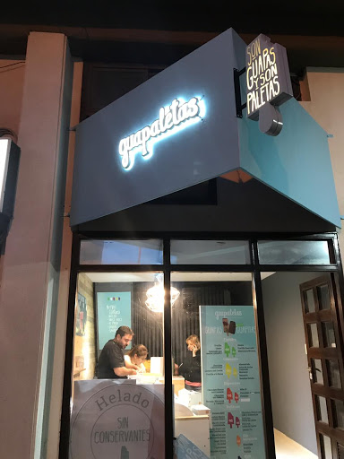 Guapaletas - Ice cream shop en Monte Hermoso
