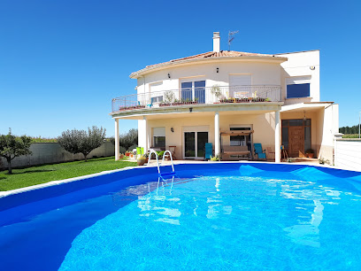 Casa Miguel & Sally | alojamientos con encanto - C. la Fuente, 28, 24217 Villanueva de las Manzanas, León, Spain