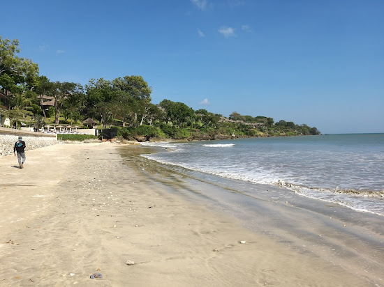 Muaya Beach