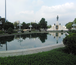 King Rama VI Monument photo