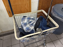 Family Pride Quick Wash - Photo 5 - Car repair in Milwaukee, WI, Milwaukee