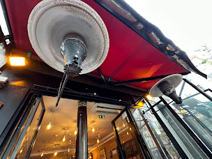 Photo n°69 de Le Petit Café à Paris ()