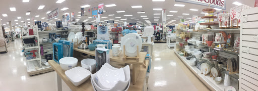 Department Store «Marshalls & HomeGoods», reviews and photos, 3405 Erie Blvd E, Syracuse, NY 13214, USA