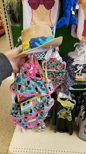 Pet Supply Store «PetSmart», reviews and photos, 1196 W Olive Ave, Merced, CA 95348, USA