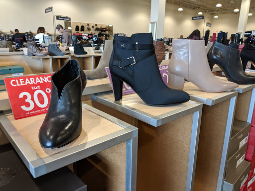 Shoe Store «DSW Designer Shoe Warehouse», reviews and photos, 10515 N Mopac Expy, Austin, TX 78759, USA