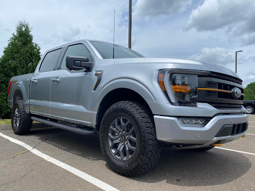 Ford Dealer «Mitchell Selig Ford», reviews and photos, 801 Bloomfield Ave, Windsor, CT 06095, USA