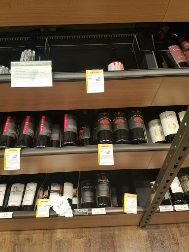 Wine Store «Total Wine & More», reviews and photos, 11066 Pacific Crest Place A110, Silverdale, WA 98383, USA