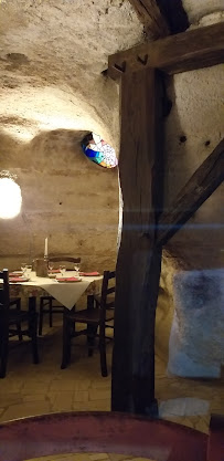 Atmosphère du Restaurant Les Caves de la Genevraie à Louresse-Rochemenier - n°14