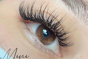 Mini Beauty Eyelash image