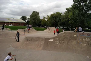 Thornes Park Skate Park image