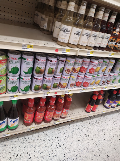 Shopping Mall «Sun Ray Shopping Center», reviews and photos, 2089 Old Hudson Rd, St Paul, MN 55119, USA