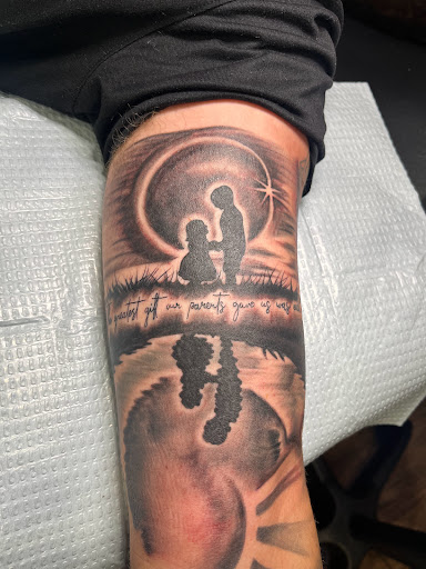 Explore men thigh tattoo ideas, creative tattoo ideas in Cape Coral, available at UNRIVALED INK