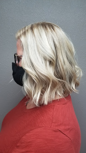 Beauty Salon «Crissy Hair Salon», reviews and photos, 406 E Bloomingdale Ave, Brandon, FL 33511, USA