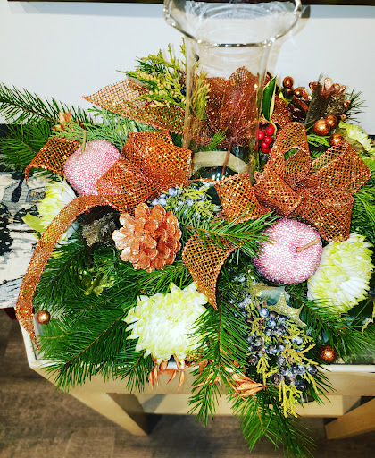 Florist «Rambling Rose Florist», reviews and photos, 22428 Gilmore St, West Hills, CA 91307, USA