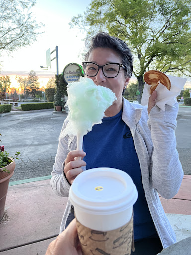 Coffee Shop «Le Boulevard», reviews and photos, 520 S Mooney Blvd, Visalia, CA 93277, USA