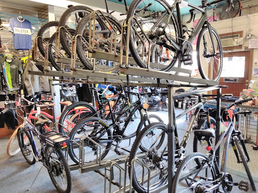 Bicycle Store «Bikes Limited», reviews and photos, 1001 La Crosse St, La Crosse, WI 54601, USA