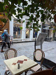 Photo n°98 de Chez Hanna à Paris ()
