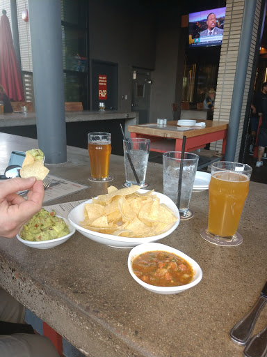 Shopping Mall «Papago Plaza Shopping Center», reviews and photos, 1408 N Scottsdale Rd, Scottsdale, AZ 85257, USA