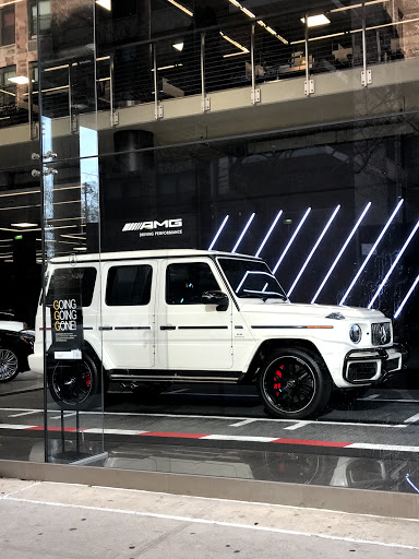 Mercedes Benz Dealer «Mercedes-Benz Manhattan», reviews and photos, 770 11th Ave, New York, NY 10019, USA