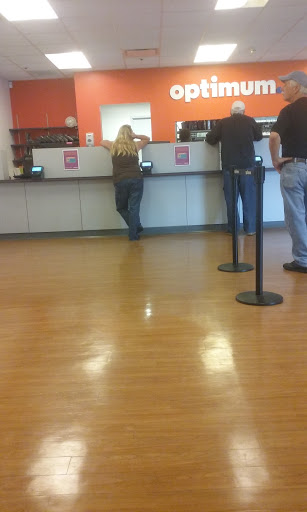 Cable Company «Optimum Store», reviews and photos, 11 Industrial Rd, Port Jefferson Station, NY 11776, USA