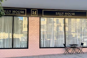 Lilly House image