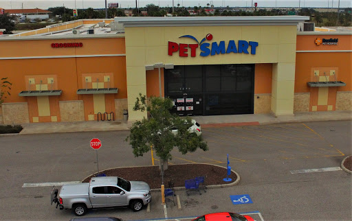Pet Supply Store «PetSmart», reviews and photos, 2500 Posner Blvd, Davenport, FL 33837, USA