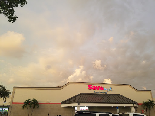 Grocery Store «Save-A-Lot», reviews and photos, 3725 Tamiami Trail E, Naples, FL 34112, USA
