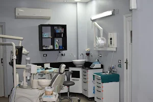 Future dental centre -مركز المستقبل لطب الاسنان image