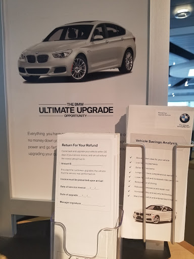 BMW Dealer «BMW of Milwaukee North», reviews and photos, 5990 N Green Bay Ave, Glendale, WI 53209, USA