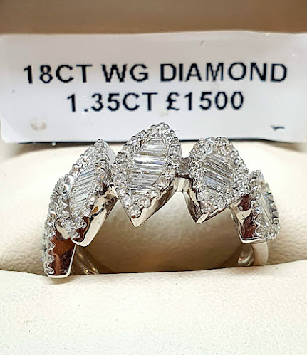 Reviews of Swinton Gold & Diamond Centre in Manchester - Jewelry