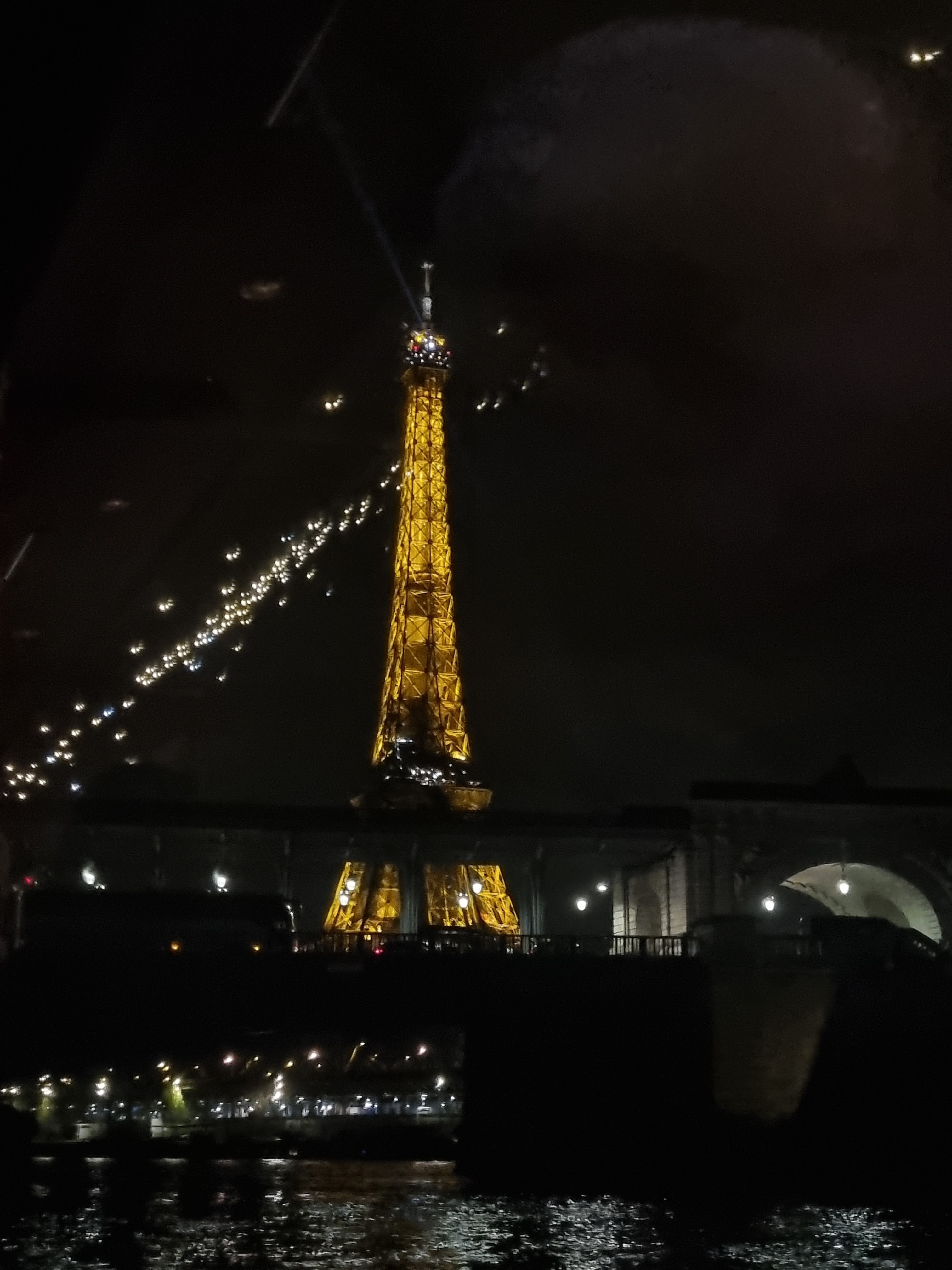 Photo n° 1 de l'avis de Raphael.e fait le 18/03/2023 à 22:29