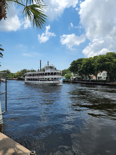 Tourist Attraction «Water Taxi Stop #5», reviews and photos, 1881 SE 17th St, Fort Lauderdale, FL 33316, USA