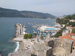 Photo de Herceg Novi beach et ses beaux paysages