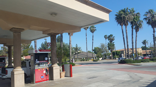 Car Wash «Tustin Auto Wash & 76 Gas», reviews and photos, 13561 Newport Ave, Tustin, CA 92780, USA