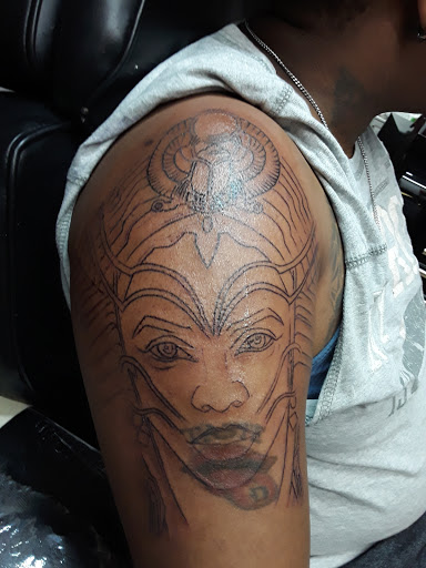 Tattoo Shop «G Spot», reviews and photos, 2302 W Newport Pike, Wilmington, DE 19804, USA