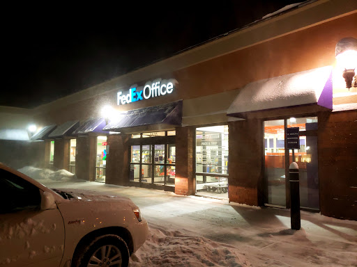 Print Shop «FedEx Office Print & Ship Center», reviews and photos, 3535 Hazelton Rd, Edina, MN 55435, USA