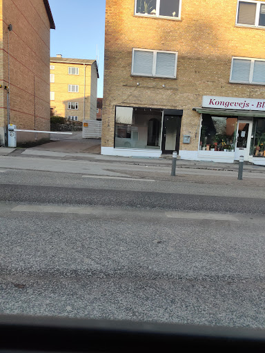 Elgance Cut v/M. J. Al-Ahmad in Hørsholm, Hørsholm