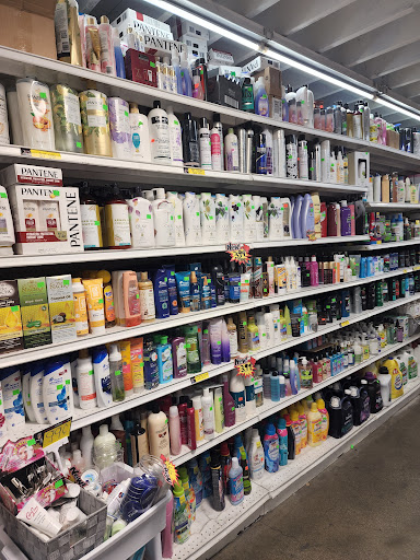 Department Store «Santa Fe Seconds», reviews and photos, 8615 Long Beach Blvd, South Gate, CA 90280, USA