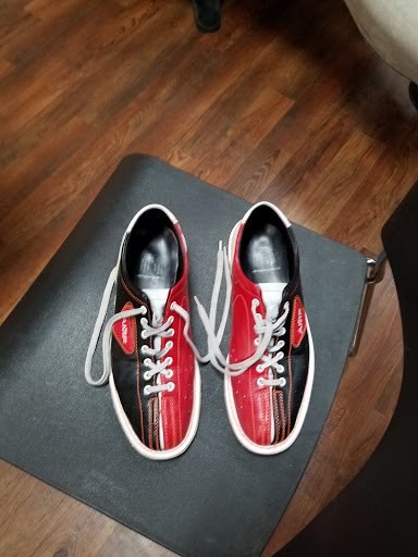 Bowling Alley «AMF Gulf Gate Lanes», reviews and photos, 7221 S Tamiami Trail, Sarasota, FL 34231, USA